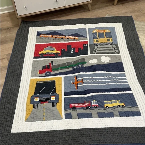 Pottery Barn Kids Transportation Quilt Multicolor Navy Blue Cotton PBK - Picture 1 of 11